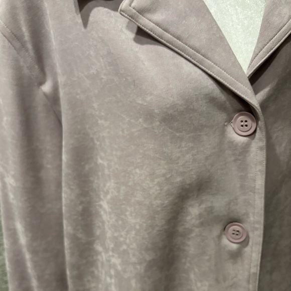 Jessica Holbrook Easy Care Lilac Crushed Velvet Jacket Button Down Long Sleeve - Picture 7 of 7